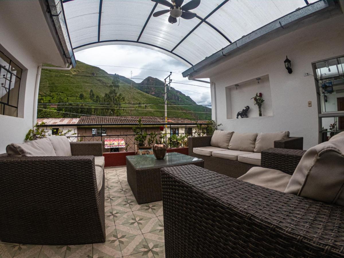 Hotel Los Laureles Calca Eksteriør billede