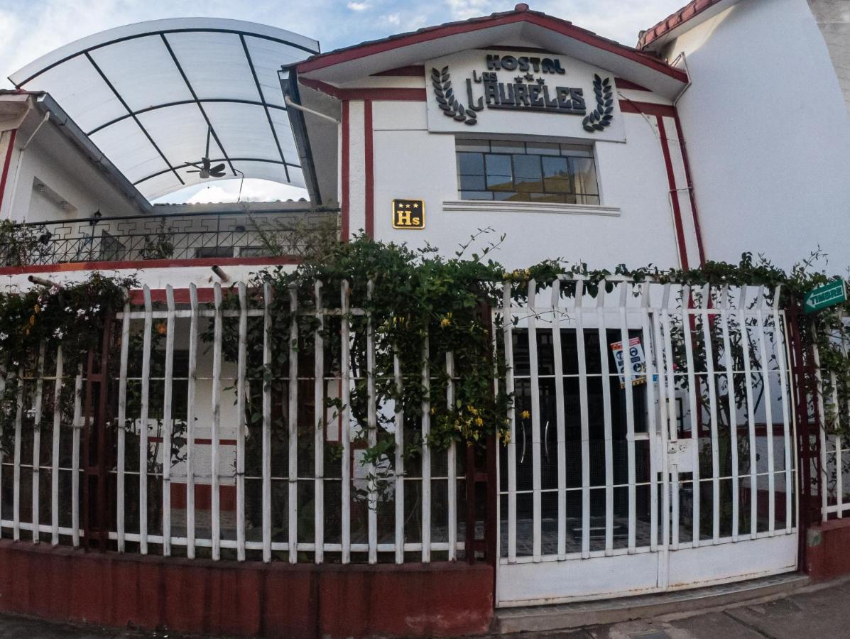Hotel Los Laureles Calca Eksteriør billede