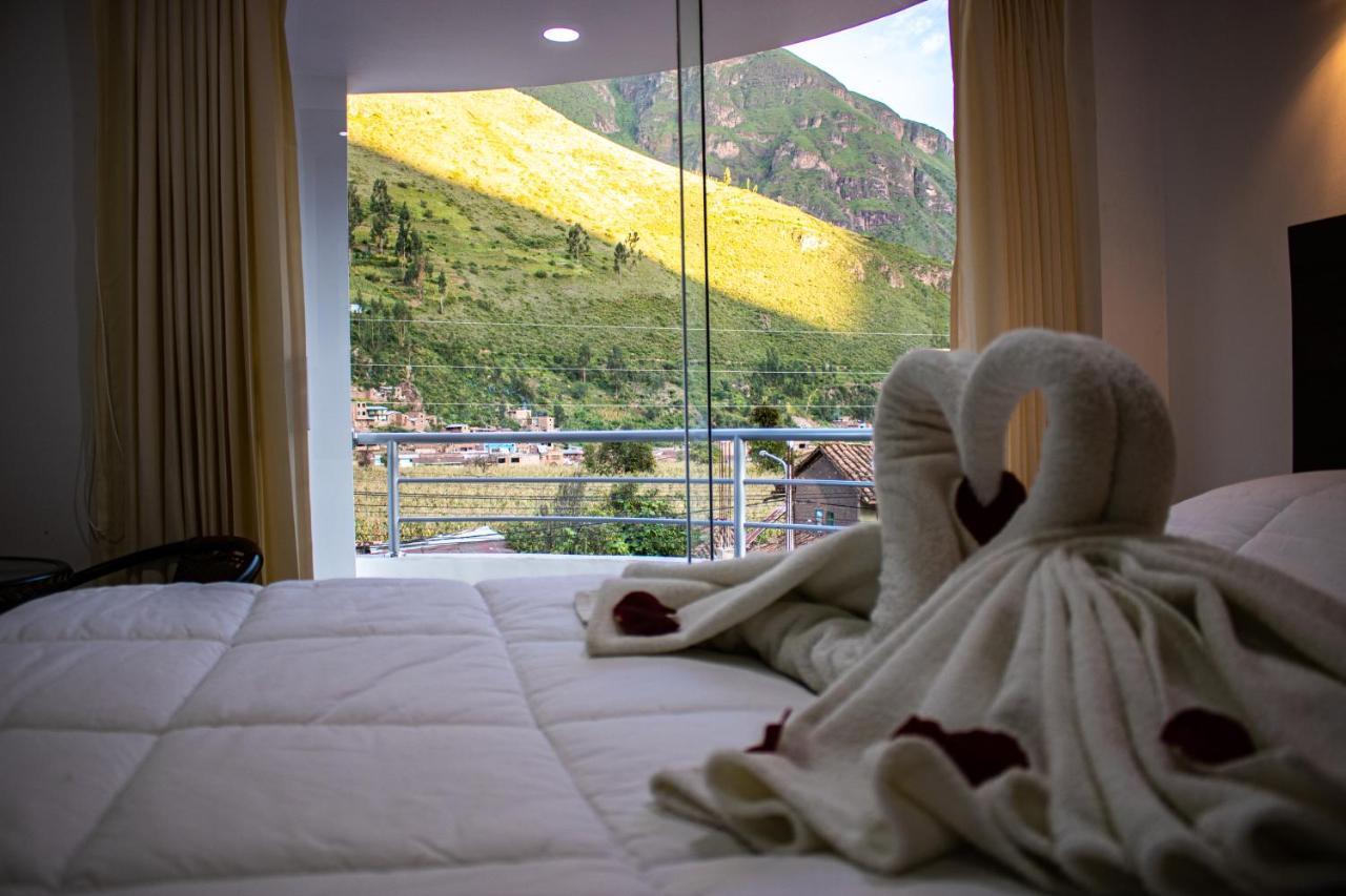 Hotel Los Laureles Calca Eksteriør billede
