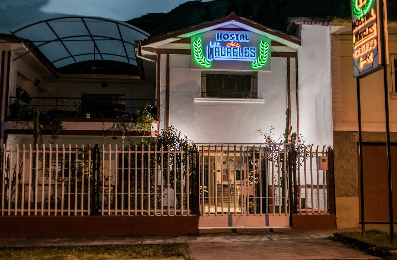 Hotel Los Laureles Calca Eksteriør billede
